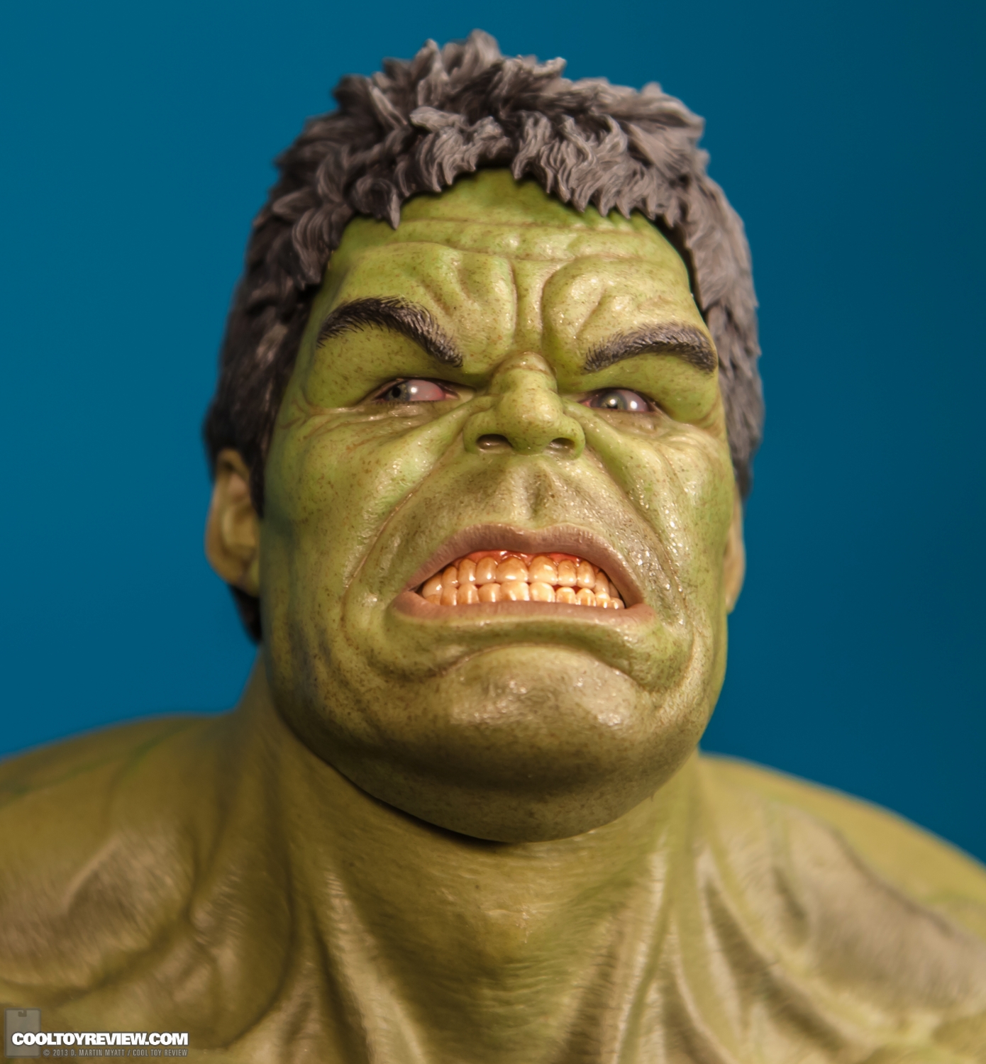 Hulk-Avengers-Movie-Masterpiece-Series-Hot-Toys-013.jpg