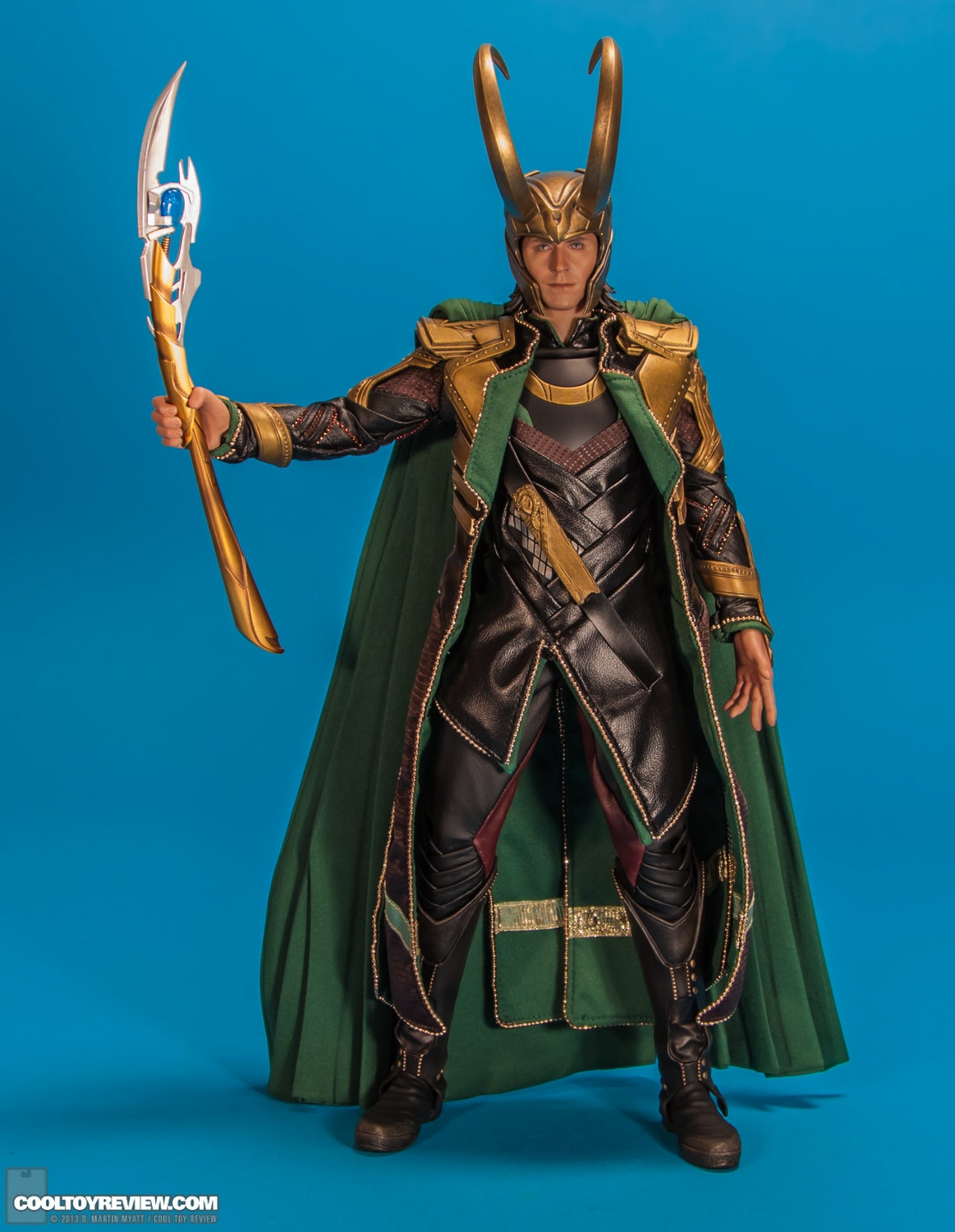 Loki-Avengers-Movie-Masterpiece-Series-Hot-Toys-023.jpg
