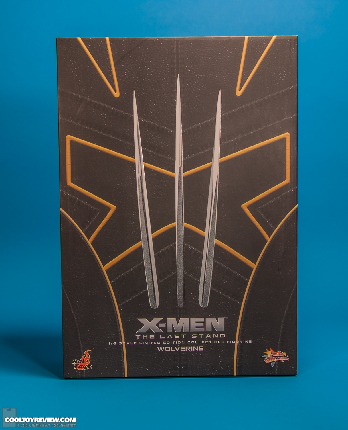 Wolverine-X-Men-3-Movie_Masterpiece-Series-Hot-Toys-015.jpg