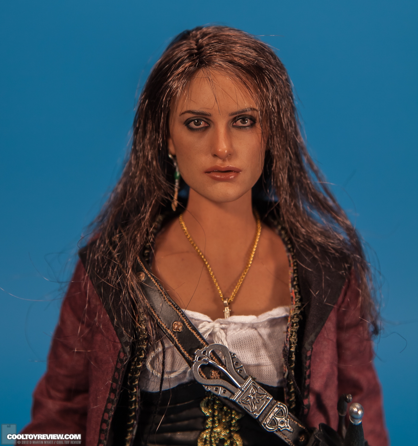 Angelica_Disney_Pirates_Of_The_Caribbean_Hot_Toys-09.jpg