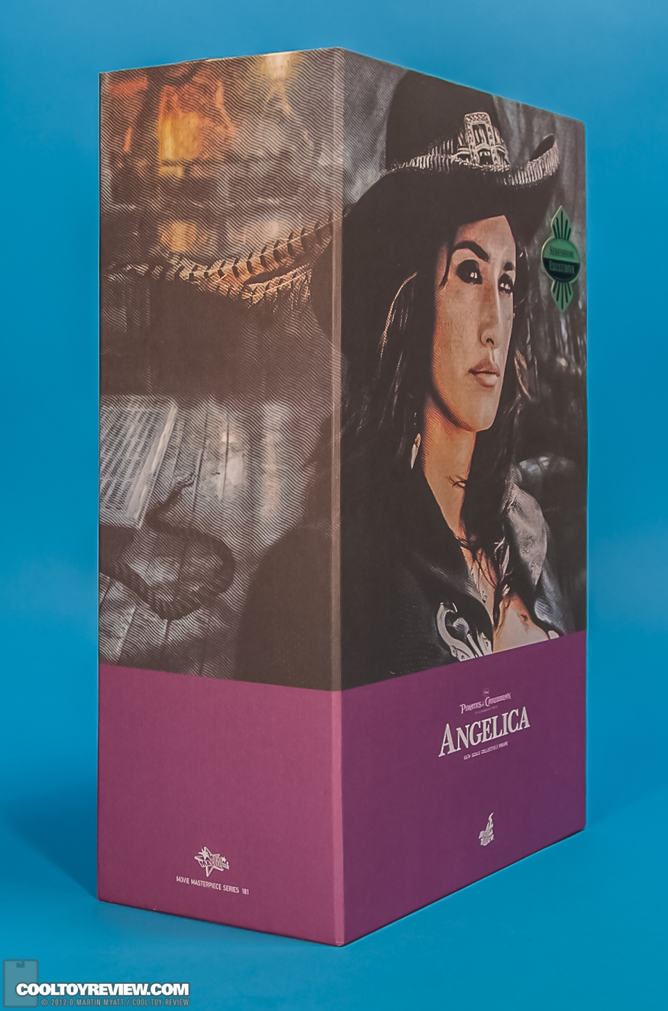 Angelica_Disney_Pirates_Of_The_Caribbean_Hot_Toys-38.jpg