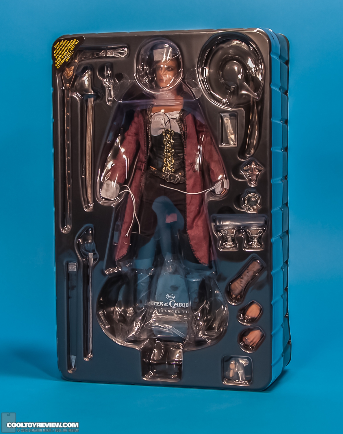 Angelica_Disney_Pirates_Of_The_Caribbean_Hot_Toys-53.jpg