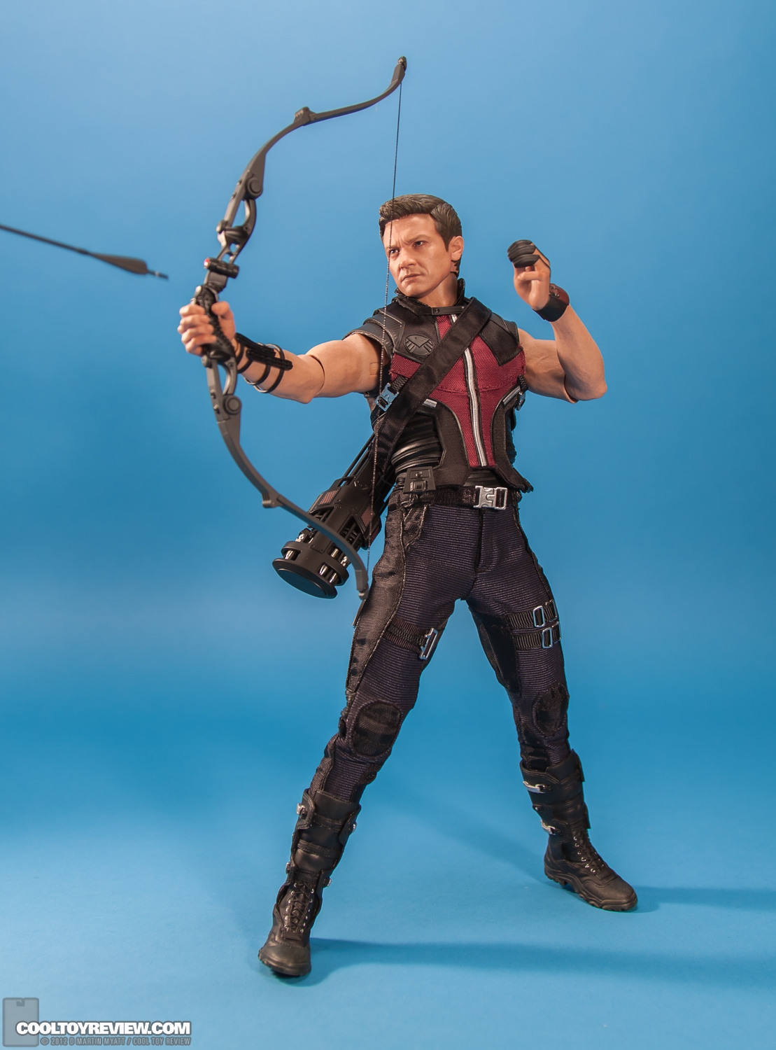Hawkeye_Avengers_Jeremy_Renner_Hot_Toys-25.jpg