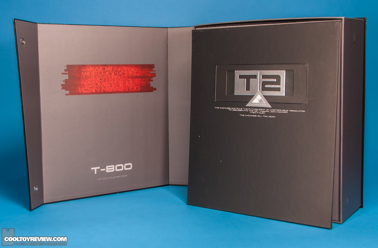 T-800_T2_DX10_Terminator_Hot_Toys-59.jpg