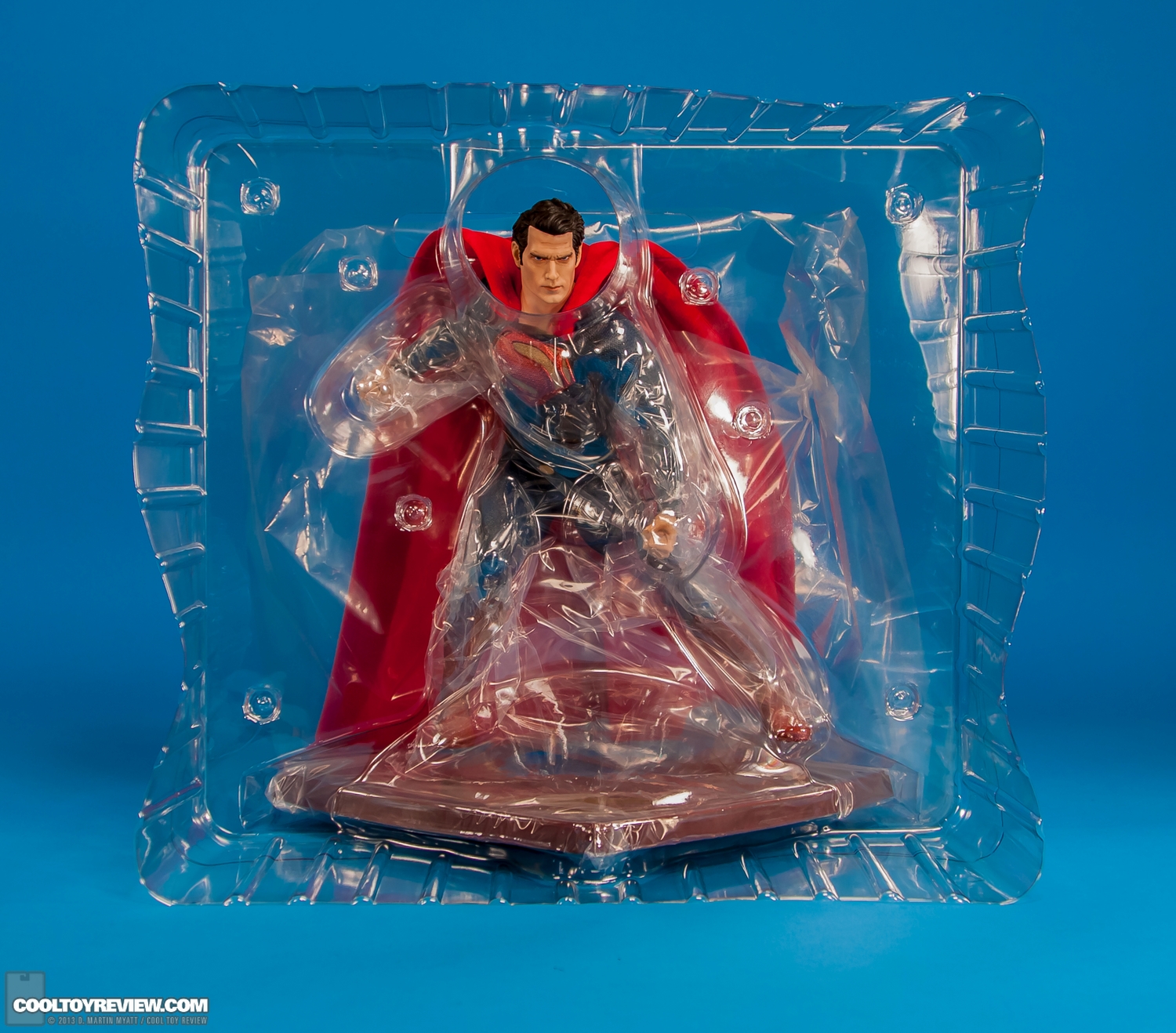 Kotobukiya-ARTFX-Man-Of-Steel-Superman-Statue-028.jpg