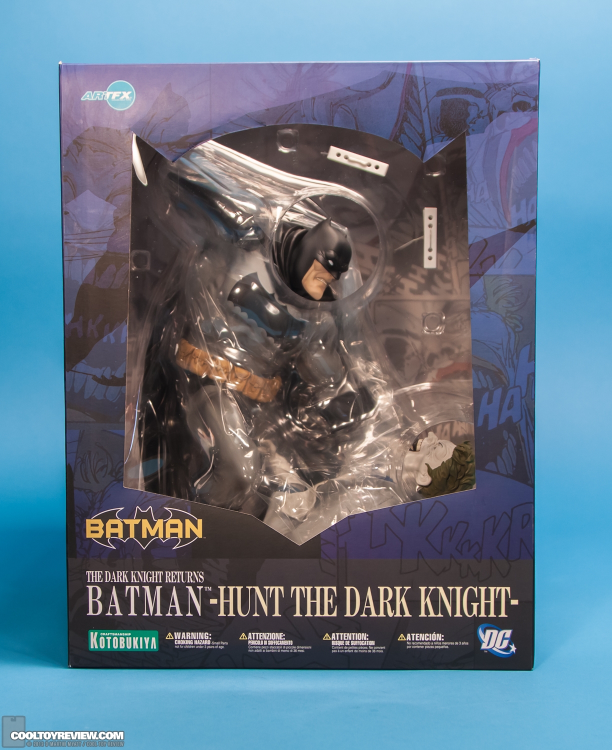 Hunt_The_Dark_Knight_Batman_ARTFX_Kotobukiya-17.jpg