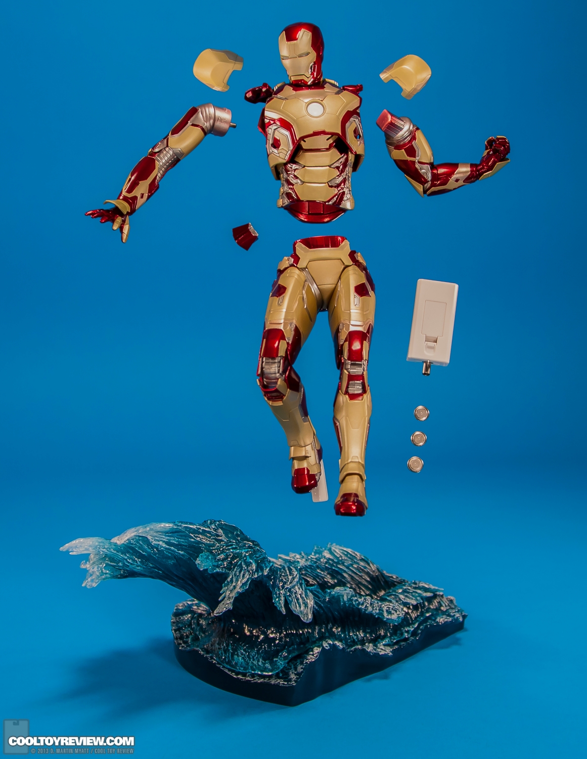 Iron-Man-3-Mark-XLII-ARTFX-Statue-Kotobukiya-009.jpg