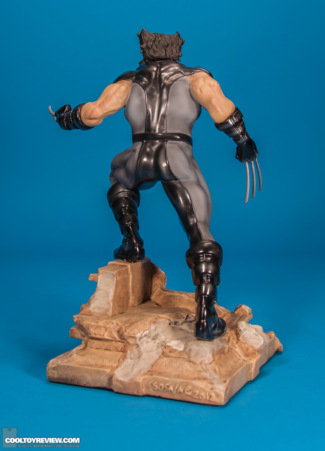 Wolverine_Uncanny_X-Force_Fine_Art_Statue_Kotobukiya-04.jpg