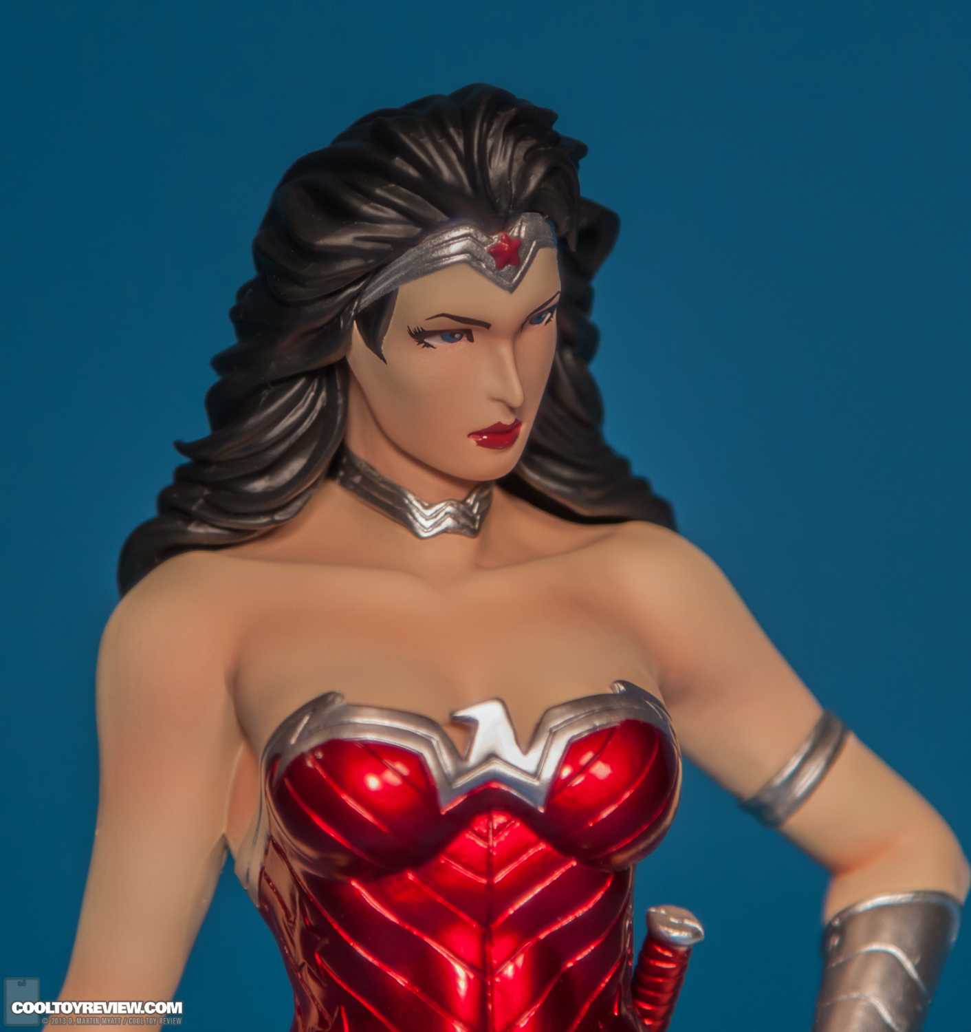 Wonder_Woman_DC_Comics_New_52_ARTFX_Statue_Kotobukiya-006.jpg