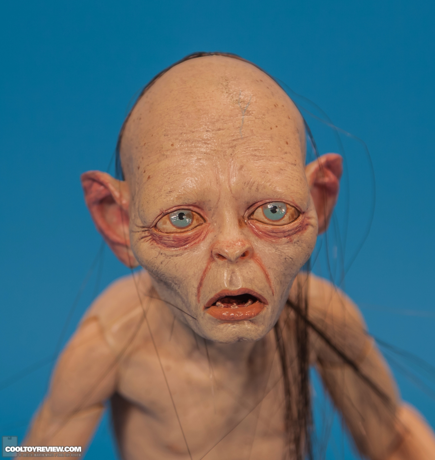Smeagol_Lord_Of_The_Rings_NECA-009.jpg