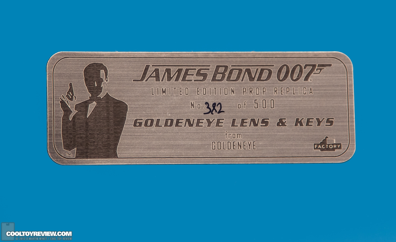 Golden_Eye_James_Bond_007_Factory_Entertainment-15.jpg