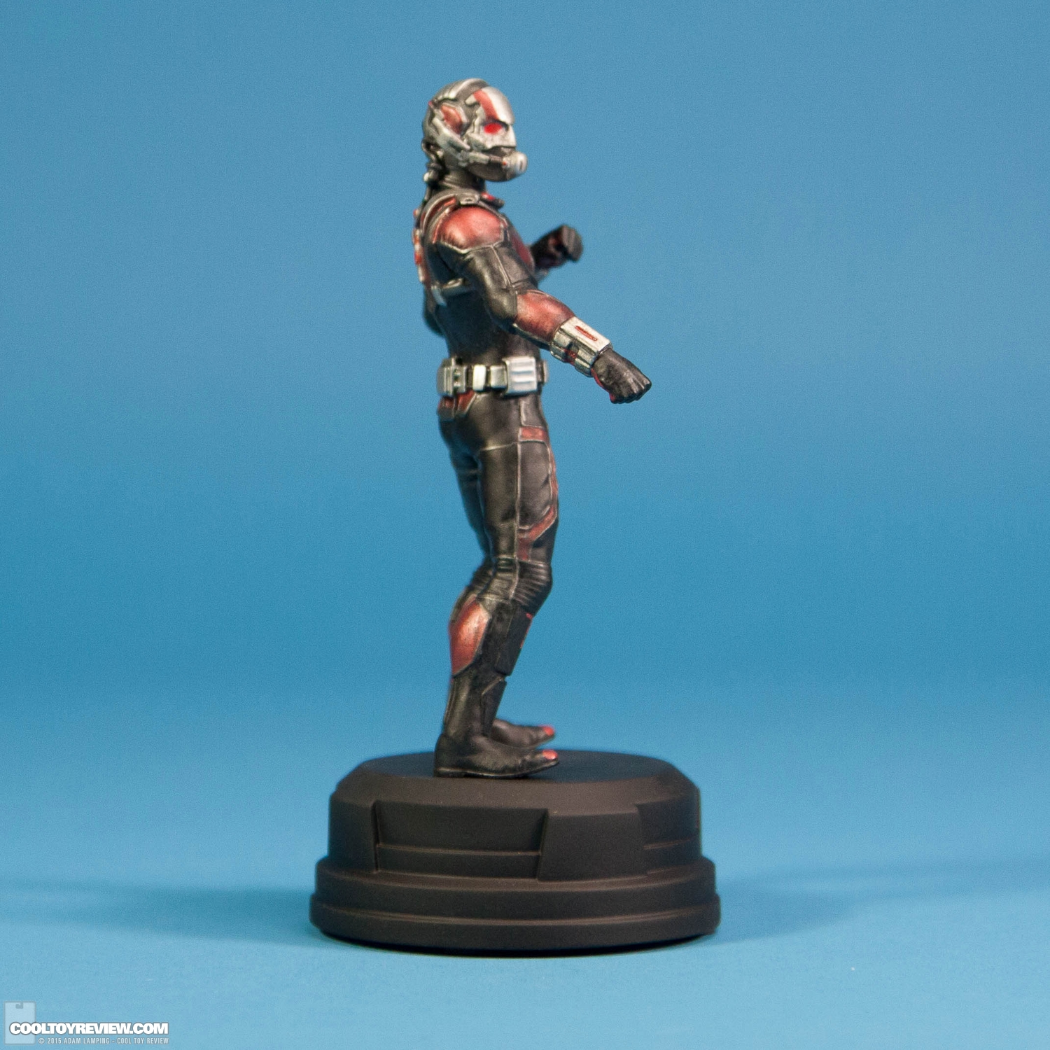 gentle-giant-ant-man-statue-2015-convention-exclusive-002.jpg
