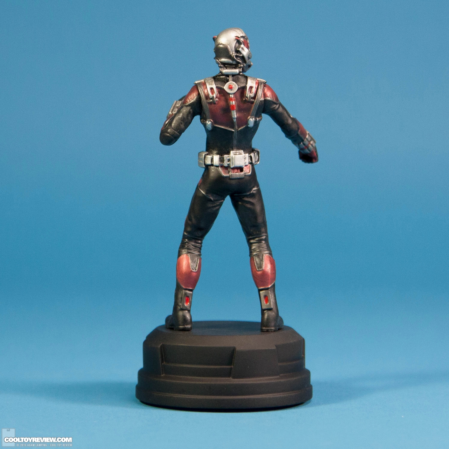 gentle-giant-ant-man-statue-2015-convention-exclusive-004.jpg