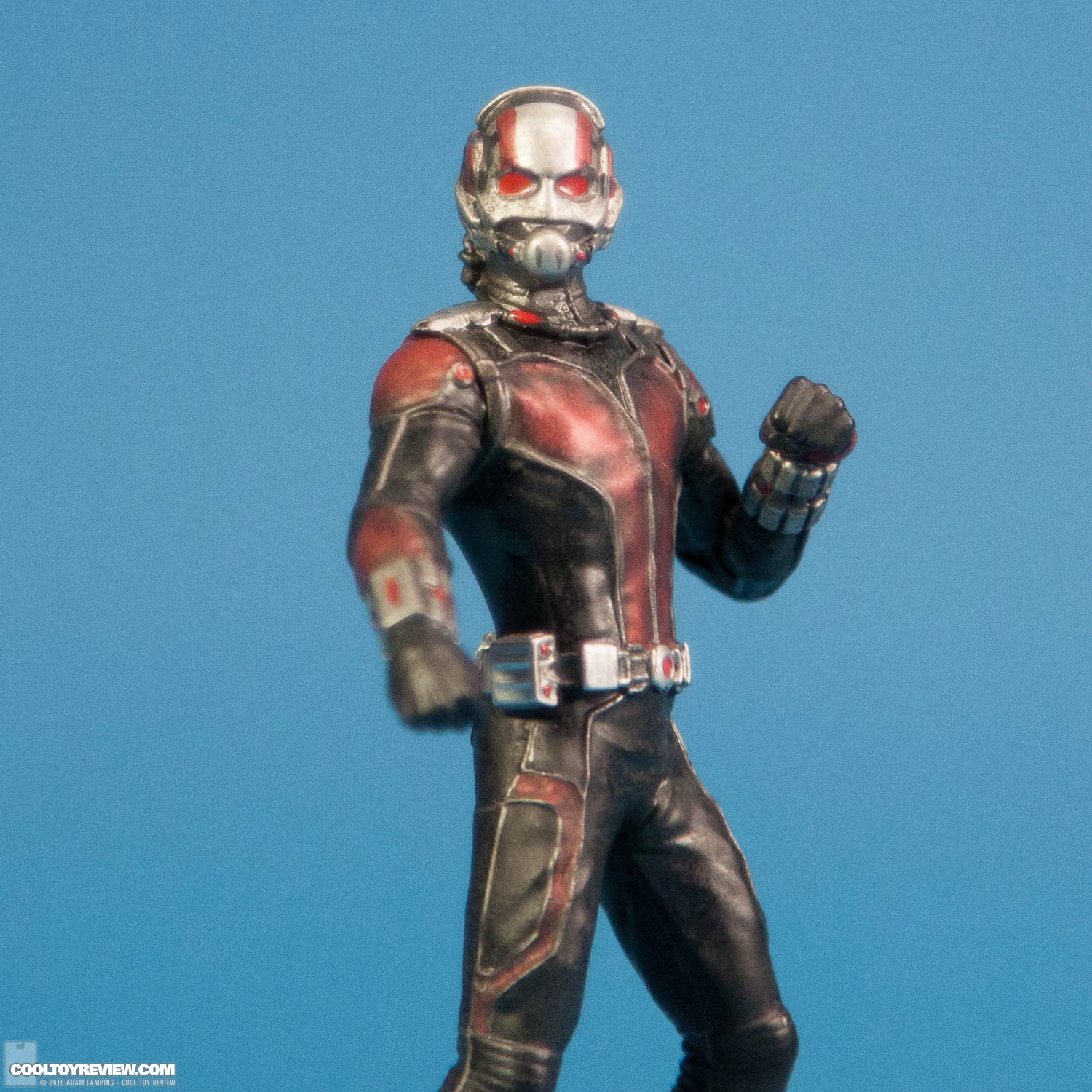 gentle-giant-ant-man-statue-2015-convention-exclusive-009.jpg