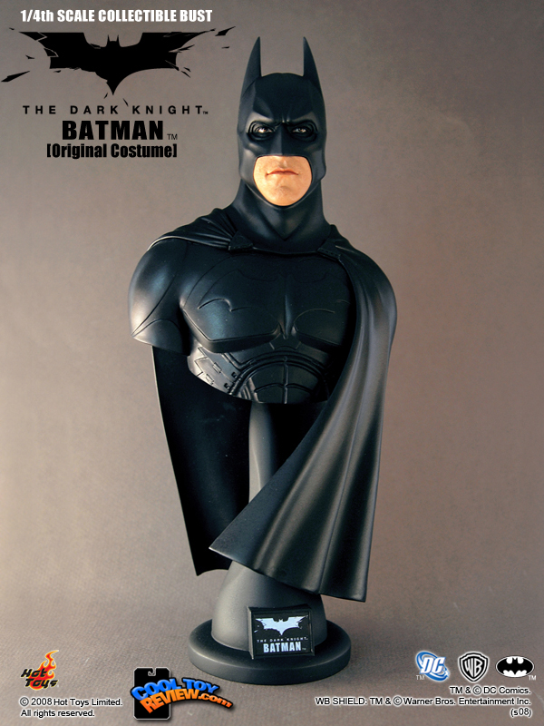 Hot Toys Collectible Bust Series - HTB04 The Dark Knight - 1/4 scale Batman bust