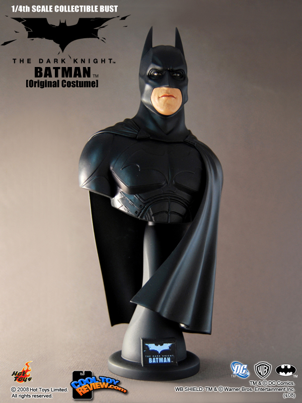 Hot Toys Collectible Bust Series - HTB04 The Dark Knight - 1/4 scale Batman bust