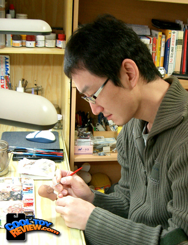 Hot Toys painter JC Hong