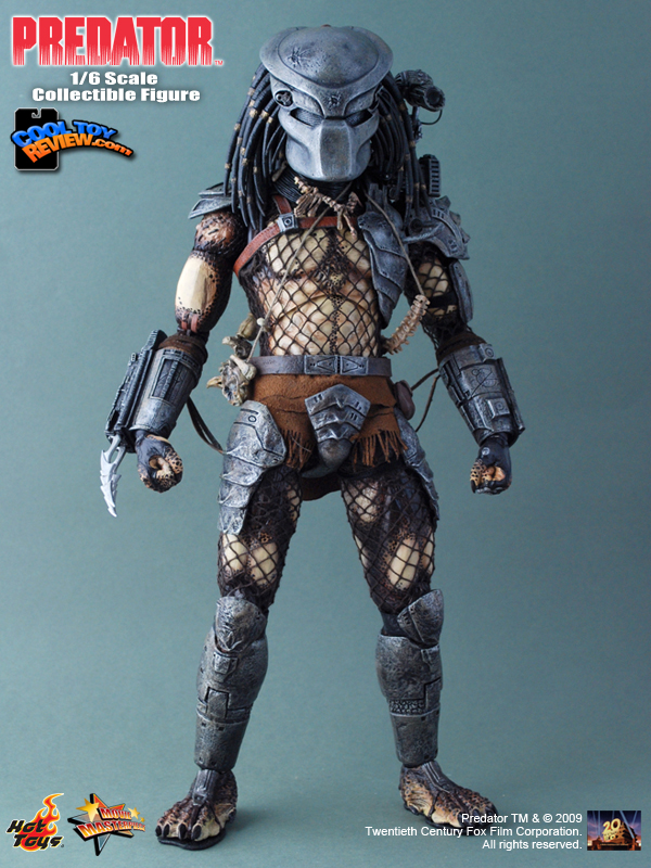 Predator 1/6th scale The original Predator  Movie Masterpiece figure by Hot Toys