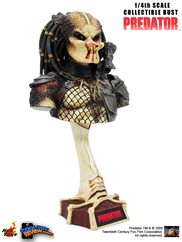 Hot Toys 1/4 scale PREDATOR collectible bust
