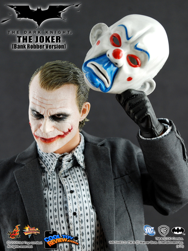 Hot Toys - MMS 79 - The JOKER (Bank Robber version) collectible figure