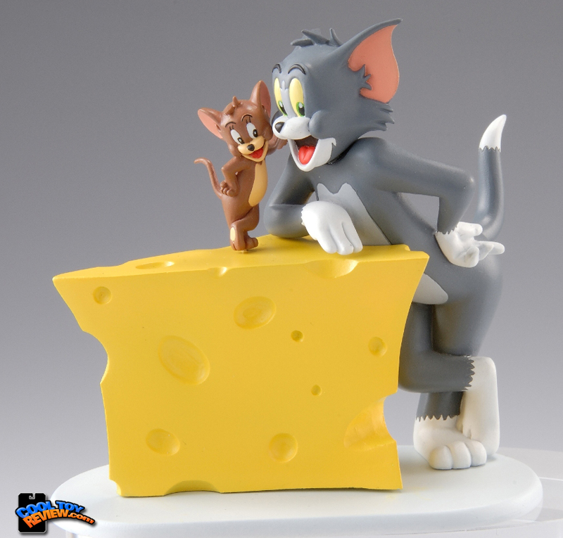 Tom and Jerry Vignette Collection Figures. Distributed in North America by Organic Hobby, Inc.