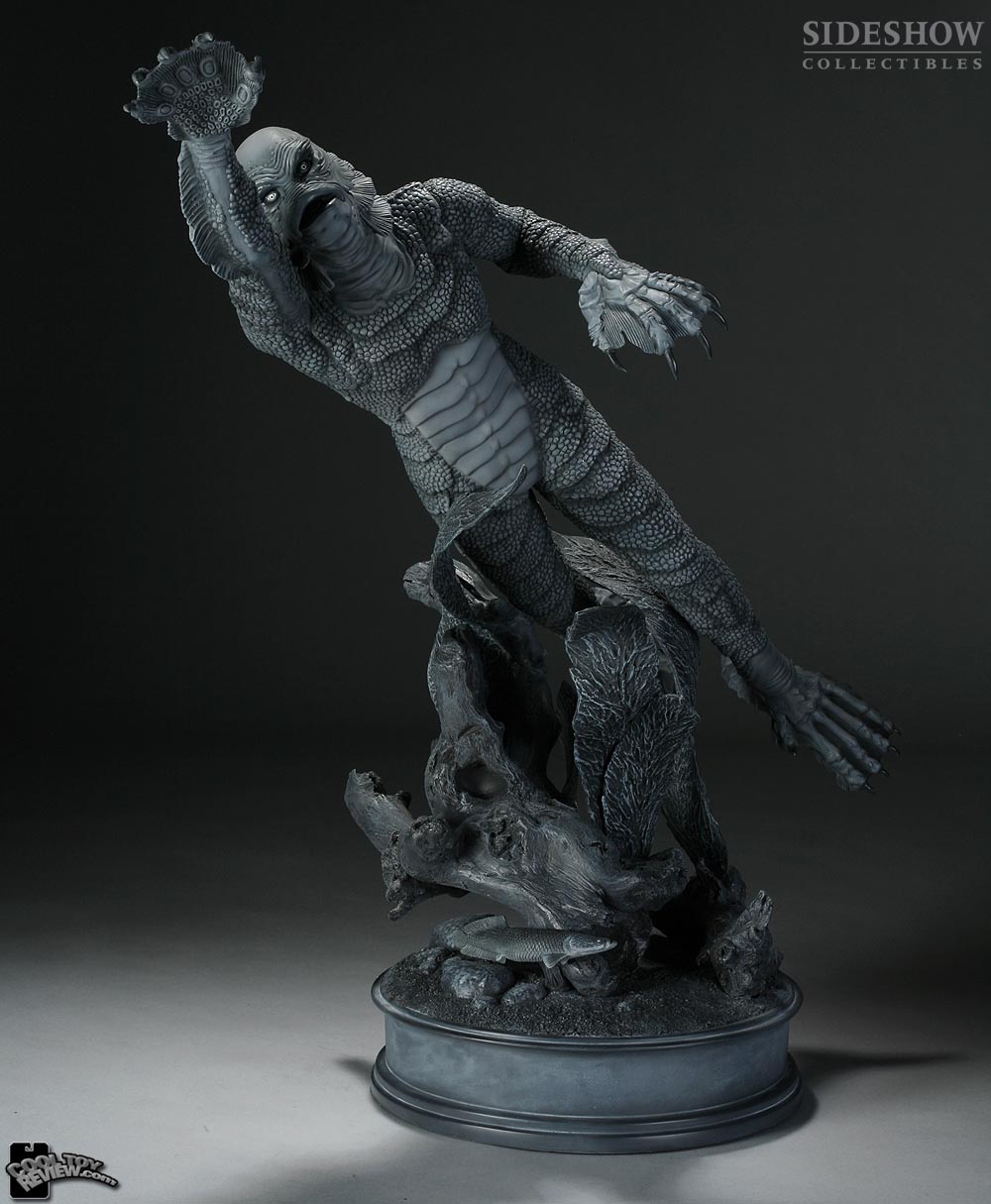 Silver Screen Edition Creature From The Black Lagoon Premium Format figure by Sideshow Collectibles