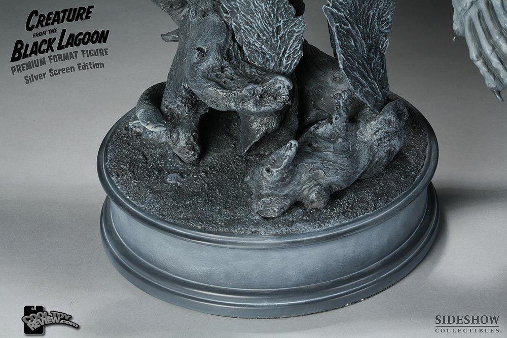 Silver Screen Edition Creature From The Black Lagoon Premium Format figure by Sideshow Collectibles