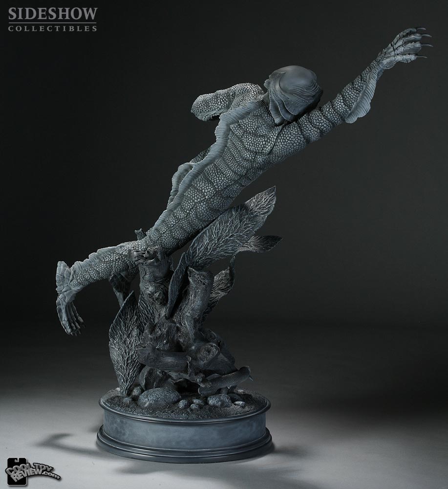 Silver Screen Edition Creature From The Black Lagoon Premium Format figure by Sideshow Collectibles
