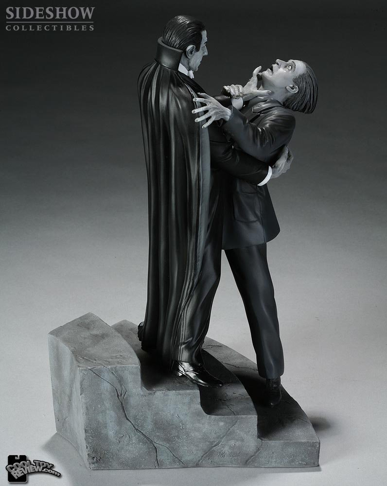 Silver Screen Dracula Diorama by Sideshow Collectibles