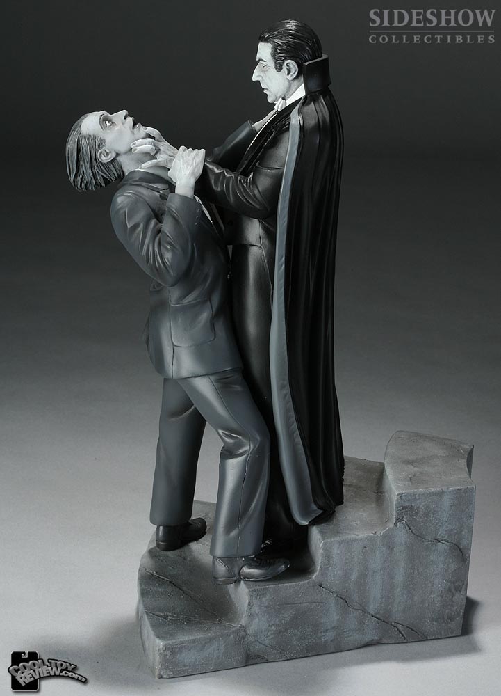 Silver Screen Dracula Diorama by Sideshow Collectibles
