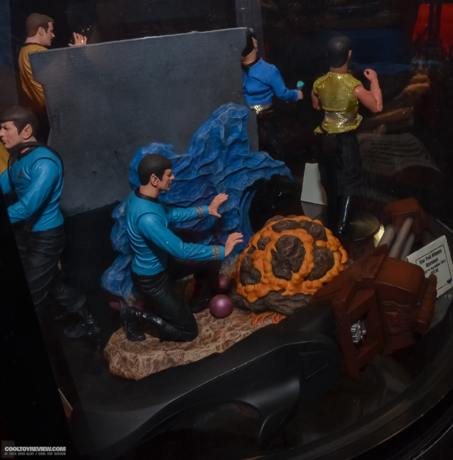 Diamond_Select_Toys_NYCC-05.jpg