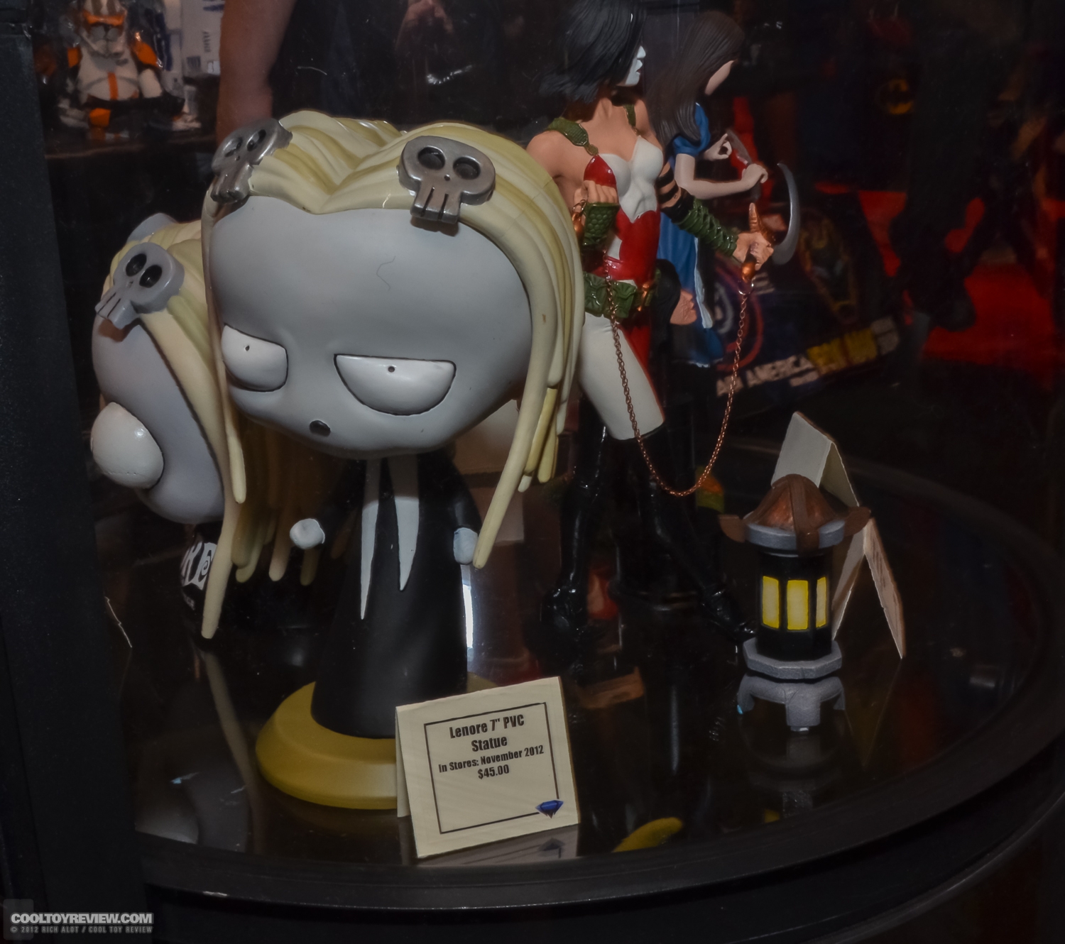 Diamond_Select_Toys_NYCC-11.jpg