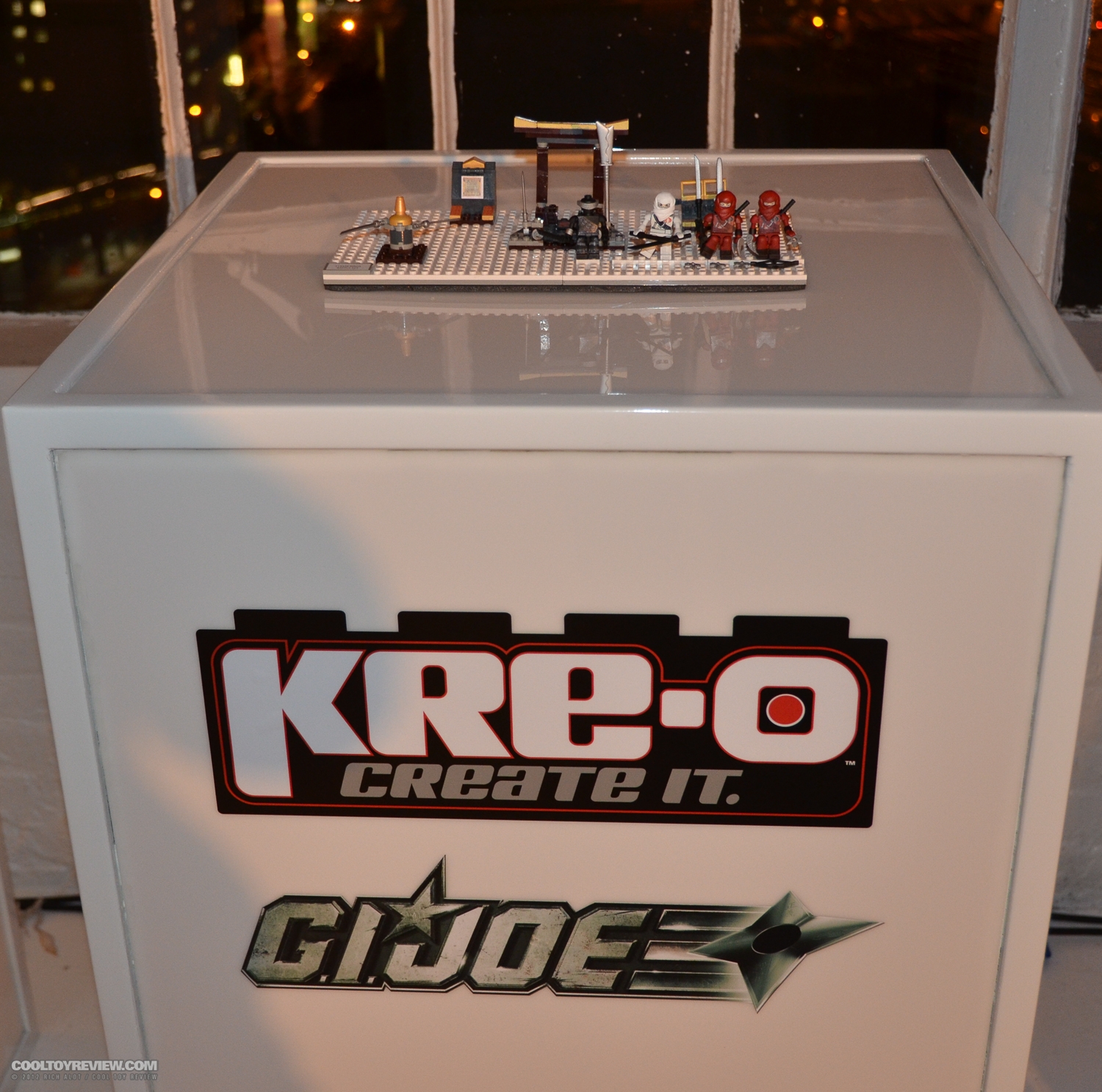 Marvel_Legends_Iron_Man_My_Little_Pony_Kre-O_GI_Joe_Star_Trek_Hasbro_NYCC-29.jpg