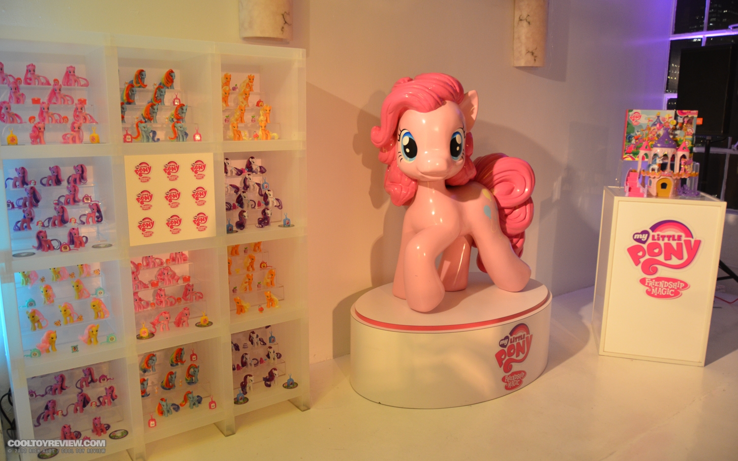 Marvel_Legends_Iron_Man_My_Little_Pony_Kre-O_GI_Joe_Star_Trek_Hasbro_NYCC-32.jpg