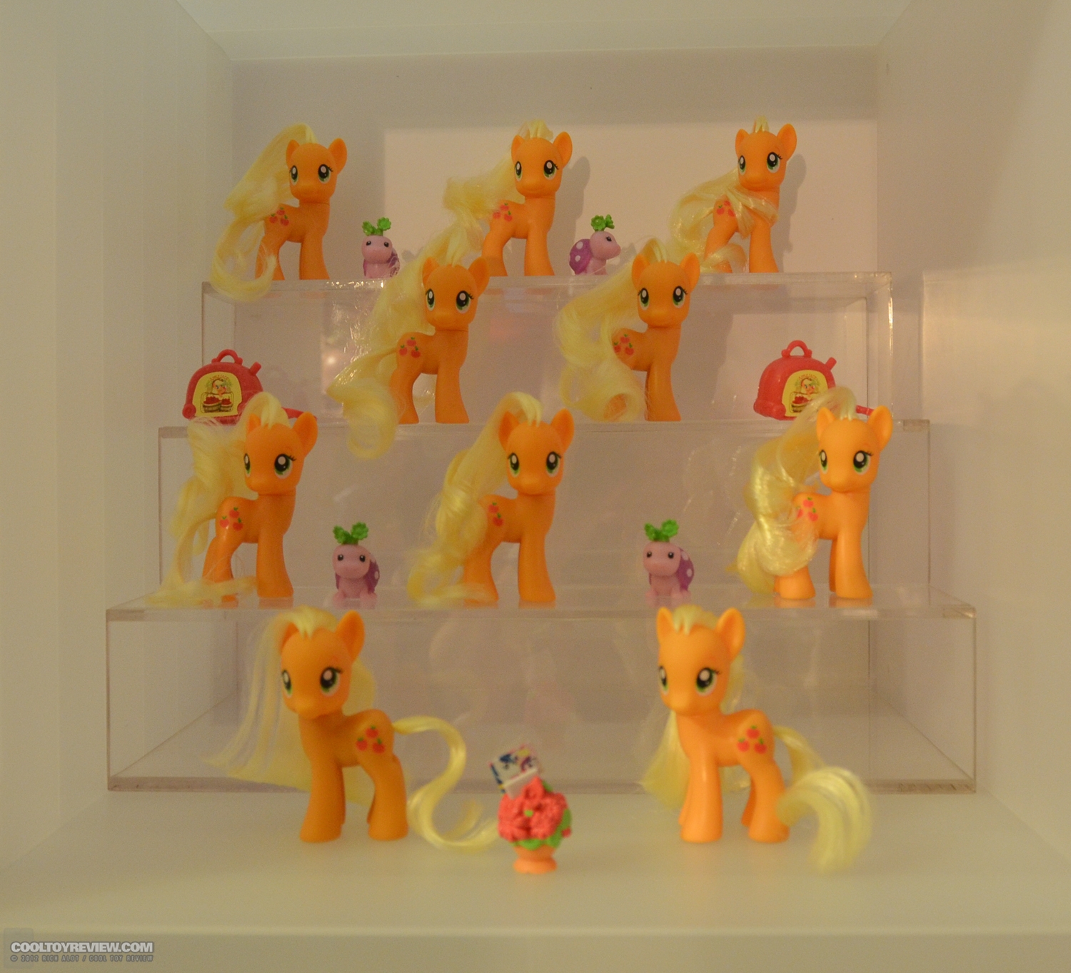 Marvel_Legends_Iron_Man_My_Little_Pony_Kre-O_GI_Joe_Star_Trek_Hasbro_NYCC-36.jpg