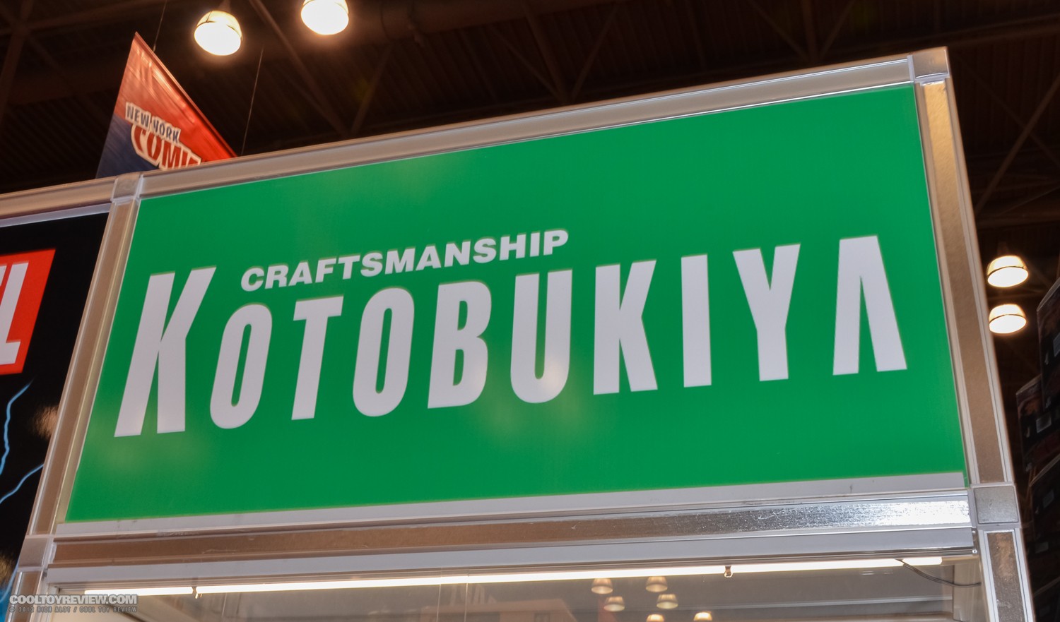 Kotobukiya_Marvel_DC_NYCC-01.jpg
