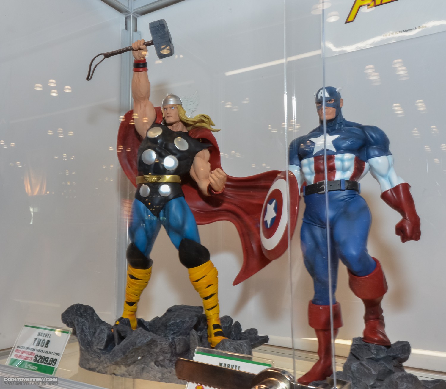 Kotobukiya_Marvel_DC_NYCC-14.jpg