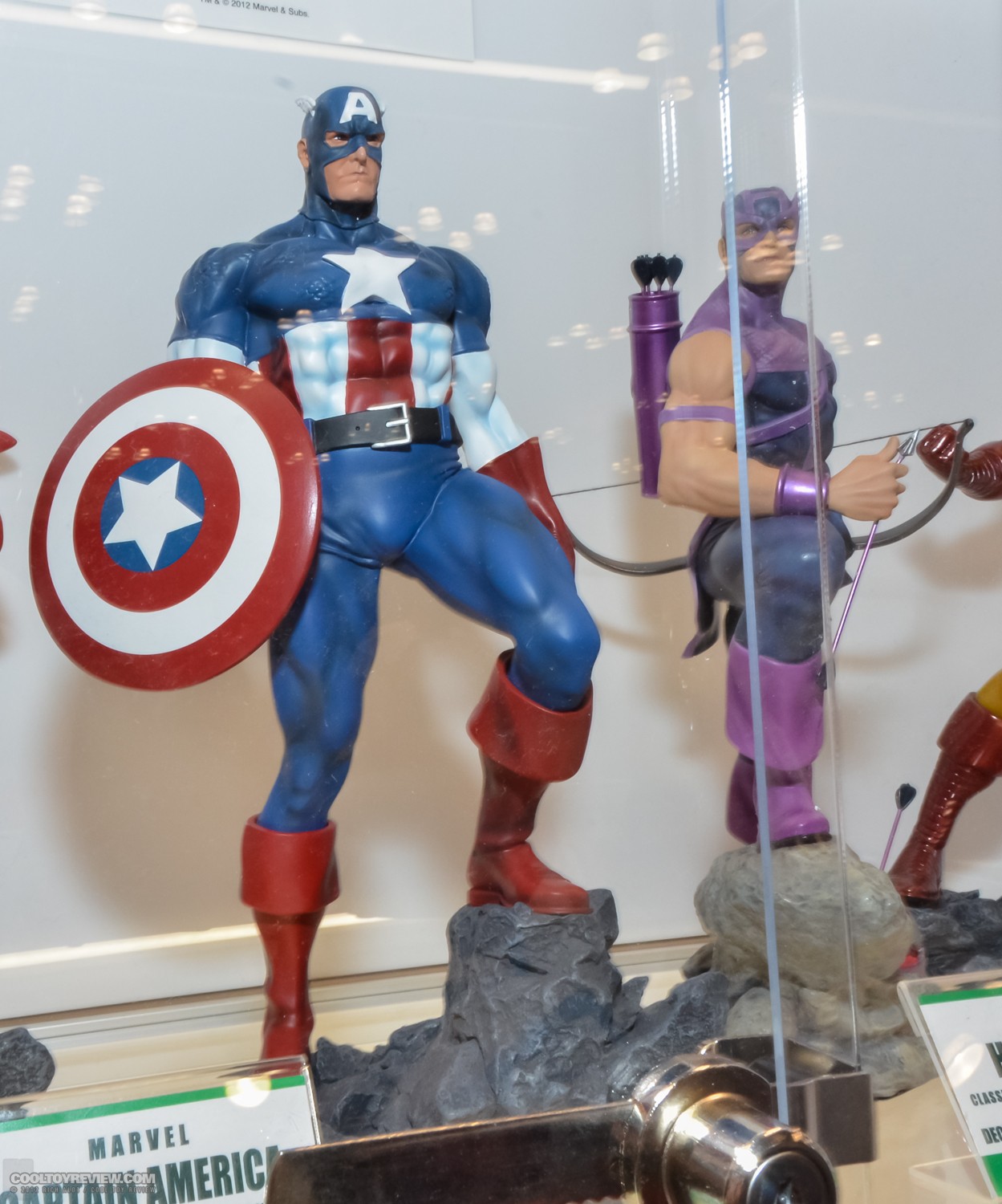 Kotobukiya_Marvel_DC_NYCC-15.jpg