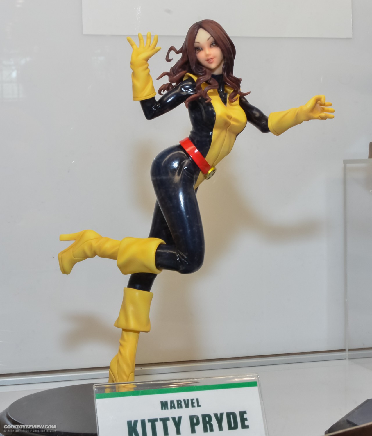 Kotobukiya_Marvel_DC_NYCC-46.jpg