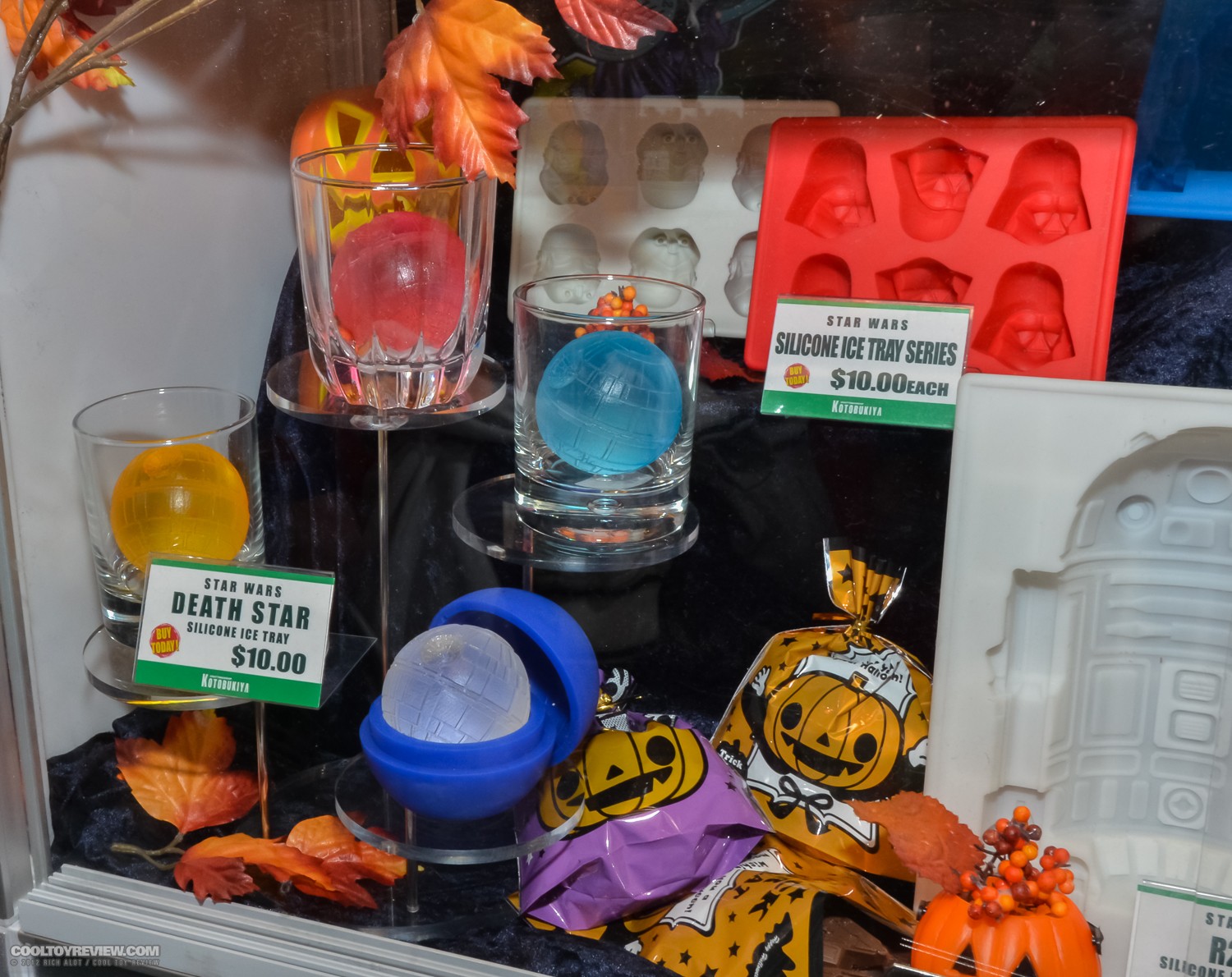 Kotobukiya_Marvel_DC_NYCC-50.jpg