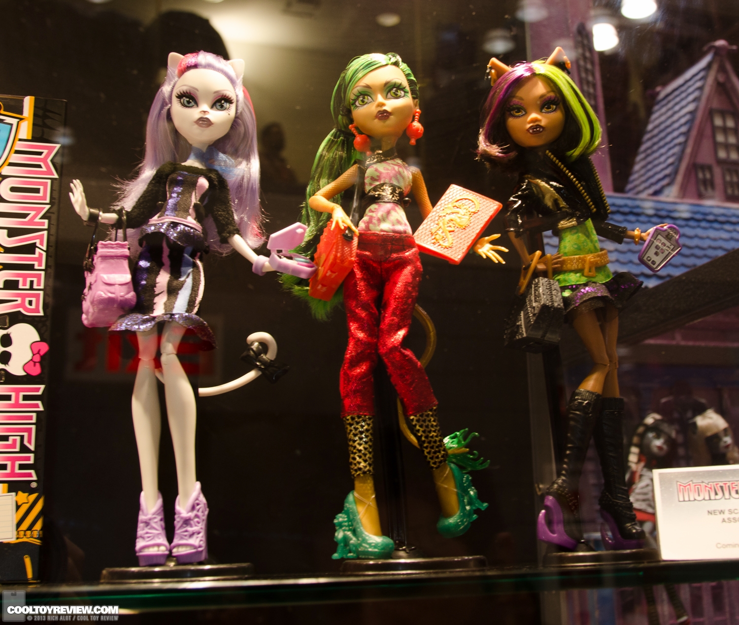 Mattel_Monster-High-06.JPG