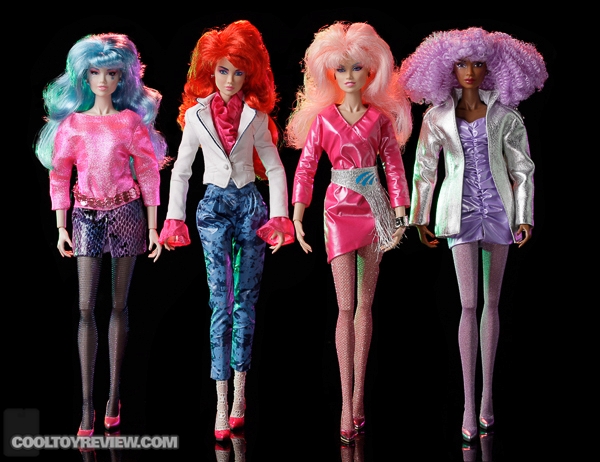 Integrity_Toys_Jem_And_The_Holograms-19.jpg