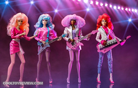 Integrity_Toys_Jem_And_The_Holograms-22.jpg