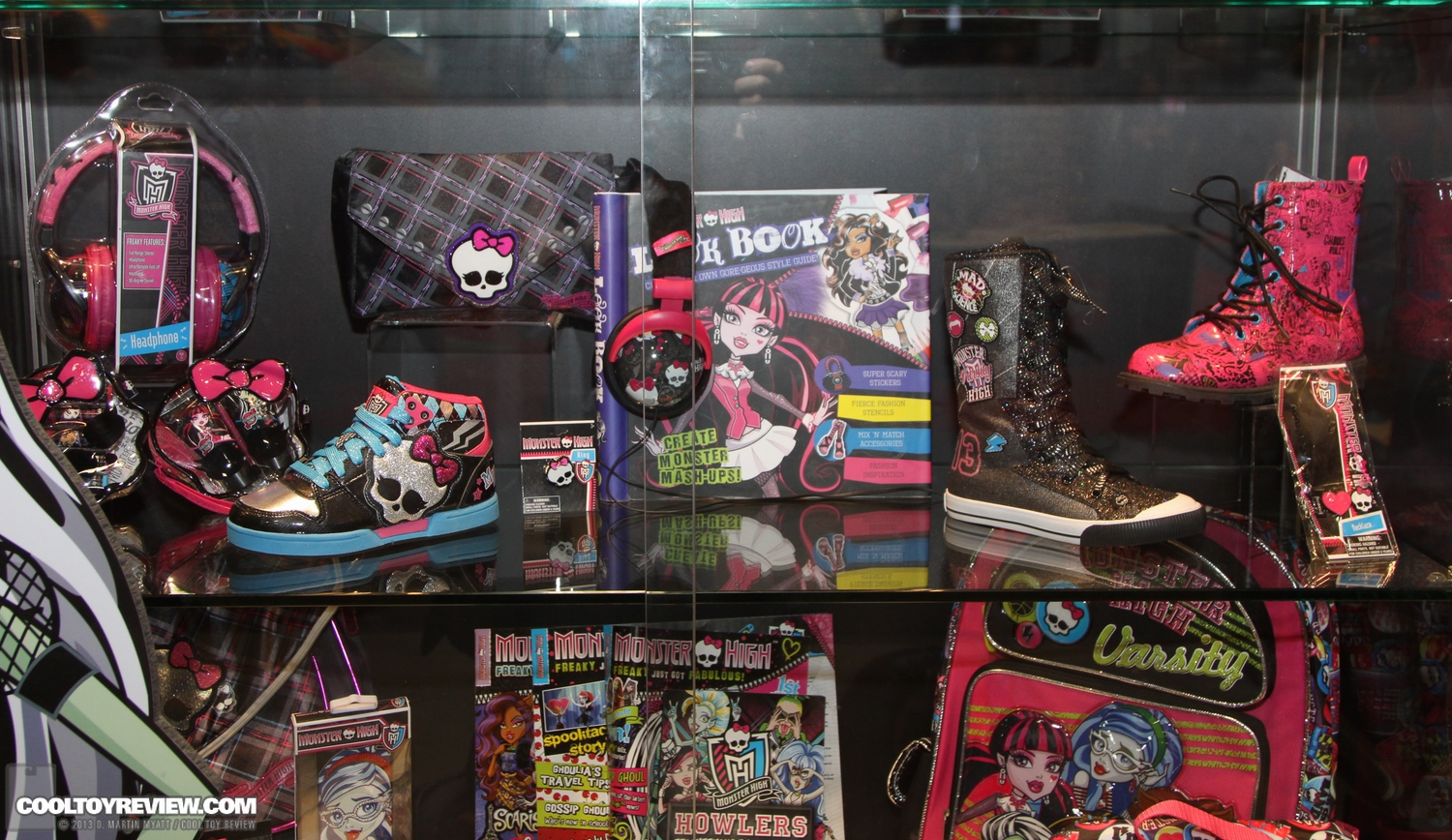 SDCC_2013_Mattel_Monster_High_Saturday-015.jpg