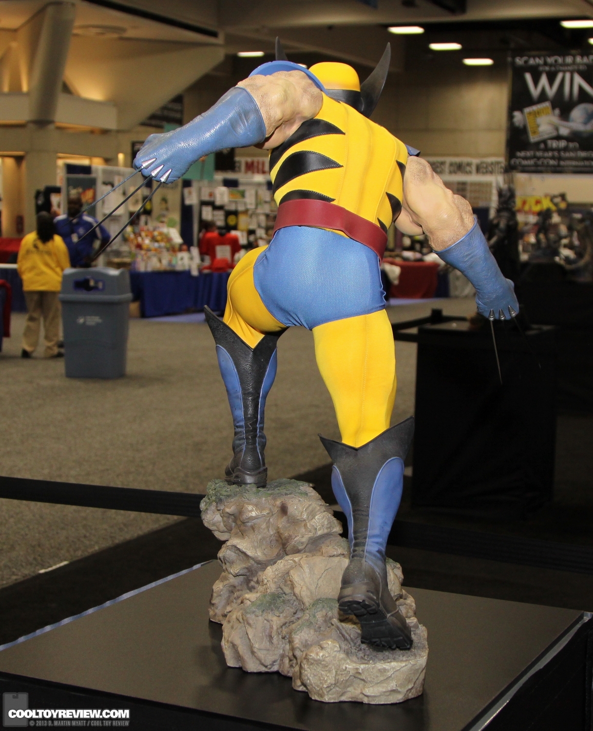 SDCC_2013_Sideshow_Collectibles_Saturday-005.jpg
