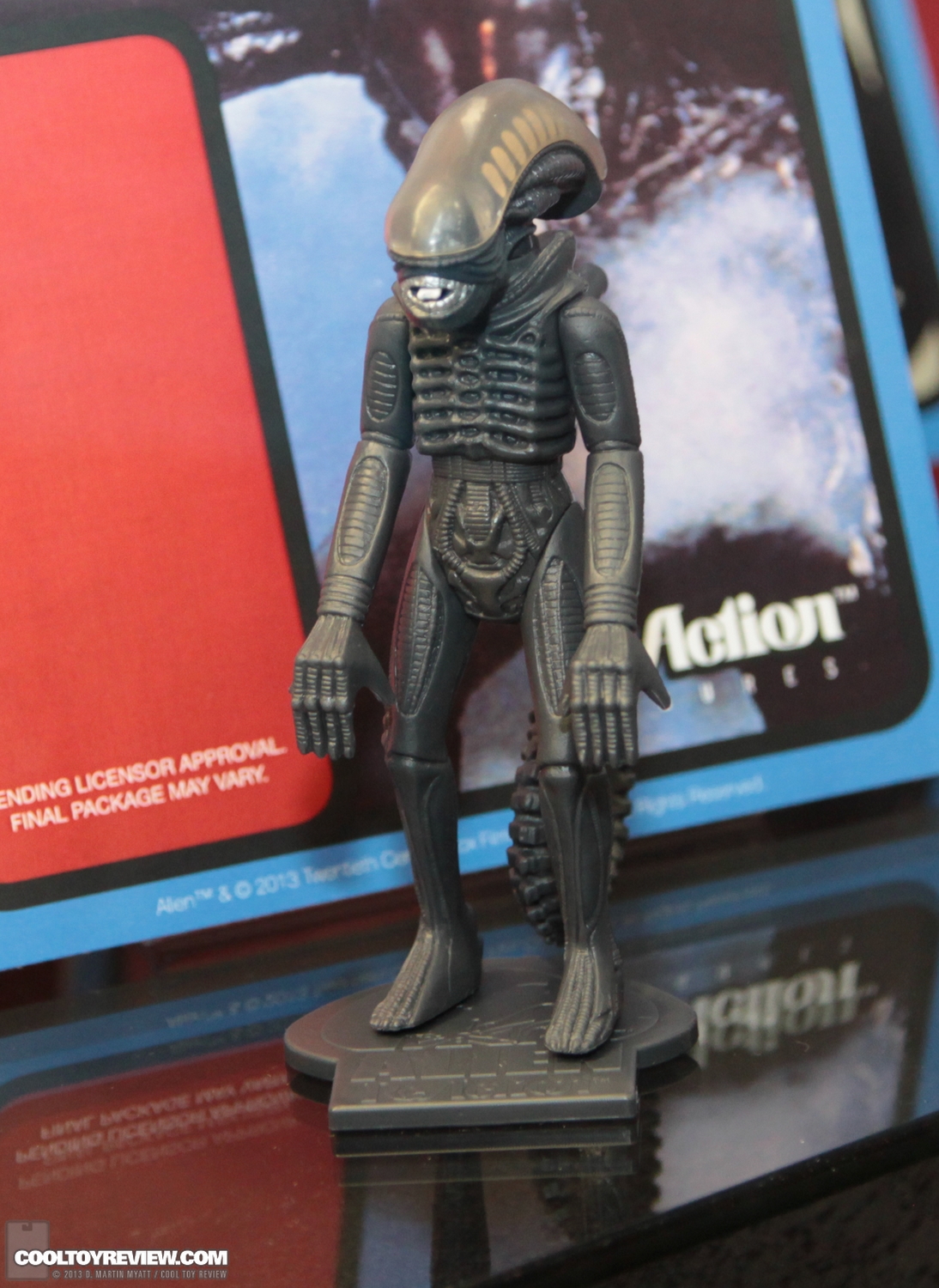 SDCC_2013_Super7_ReAction_Figures_Alien_Thursday-029.jpg