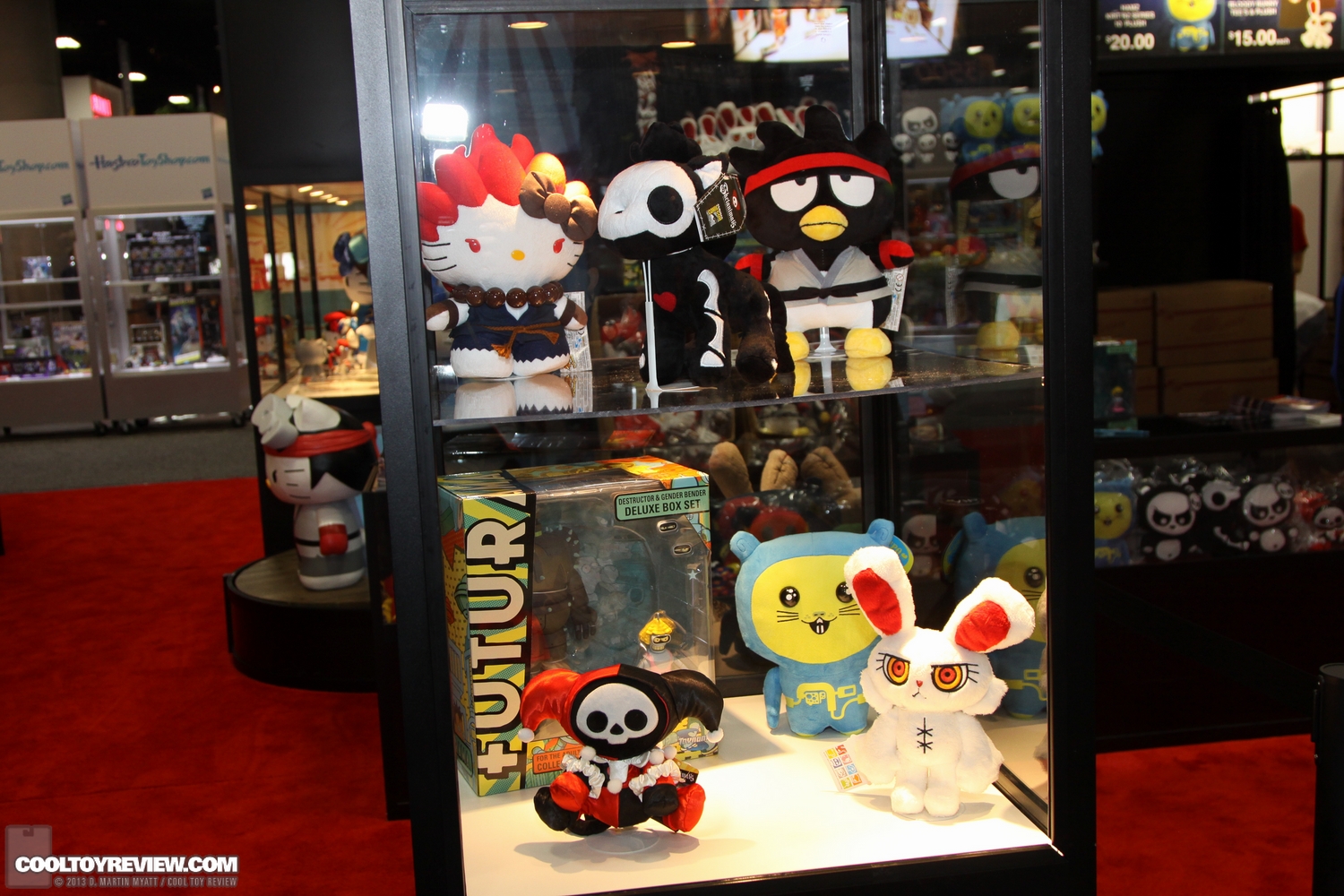 SDCC_2013_Toynami_Saturday-032.jpg