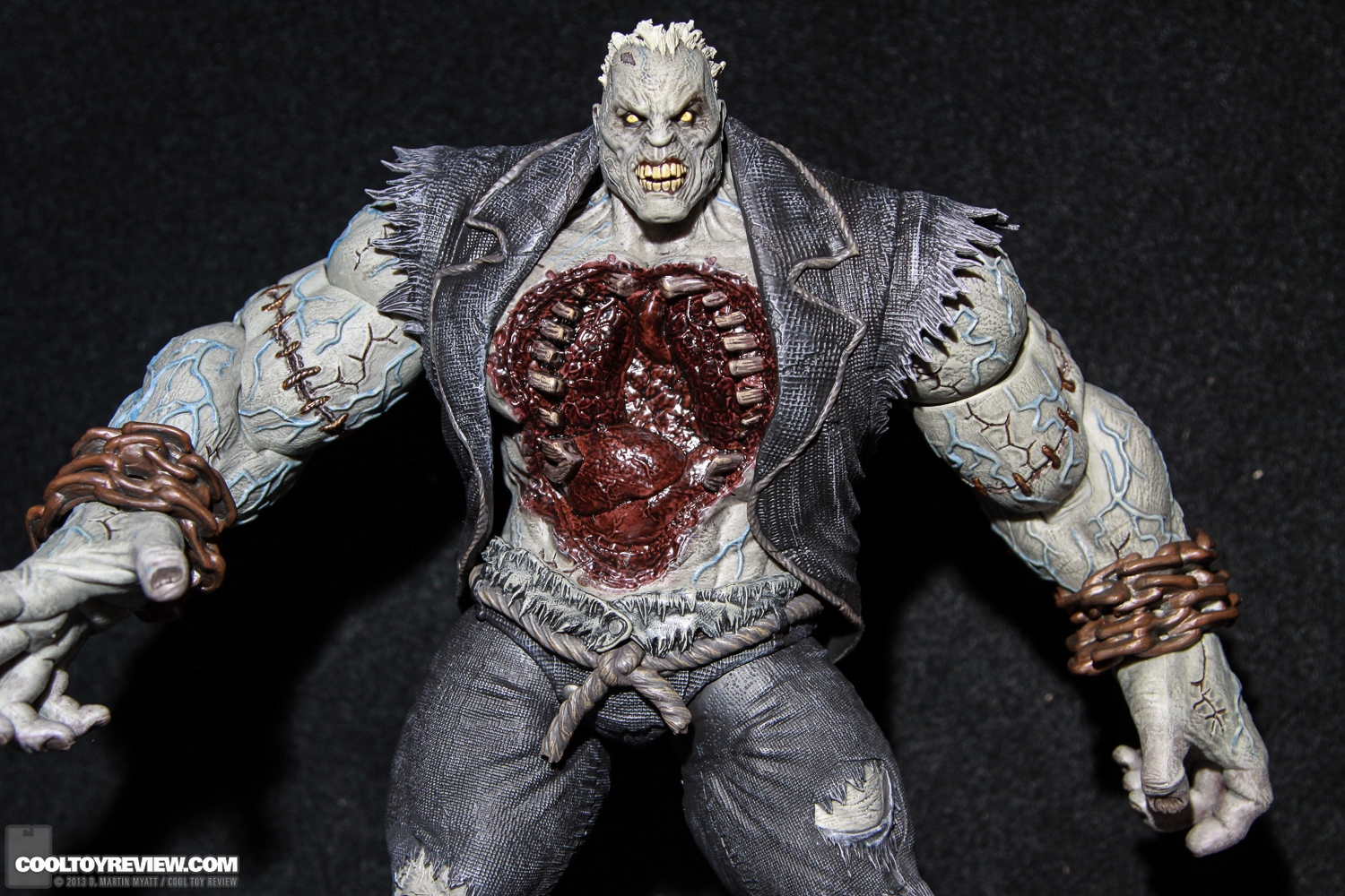 2013_International_Toy_Fair_DC_Collectibles-10.jpg