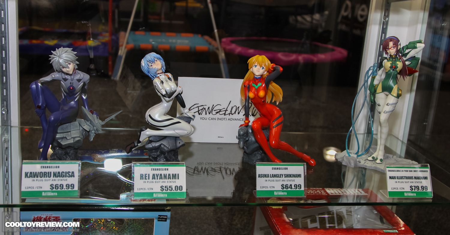 2013_International_Toy_Fair_Kotobukiya-70.jpg