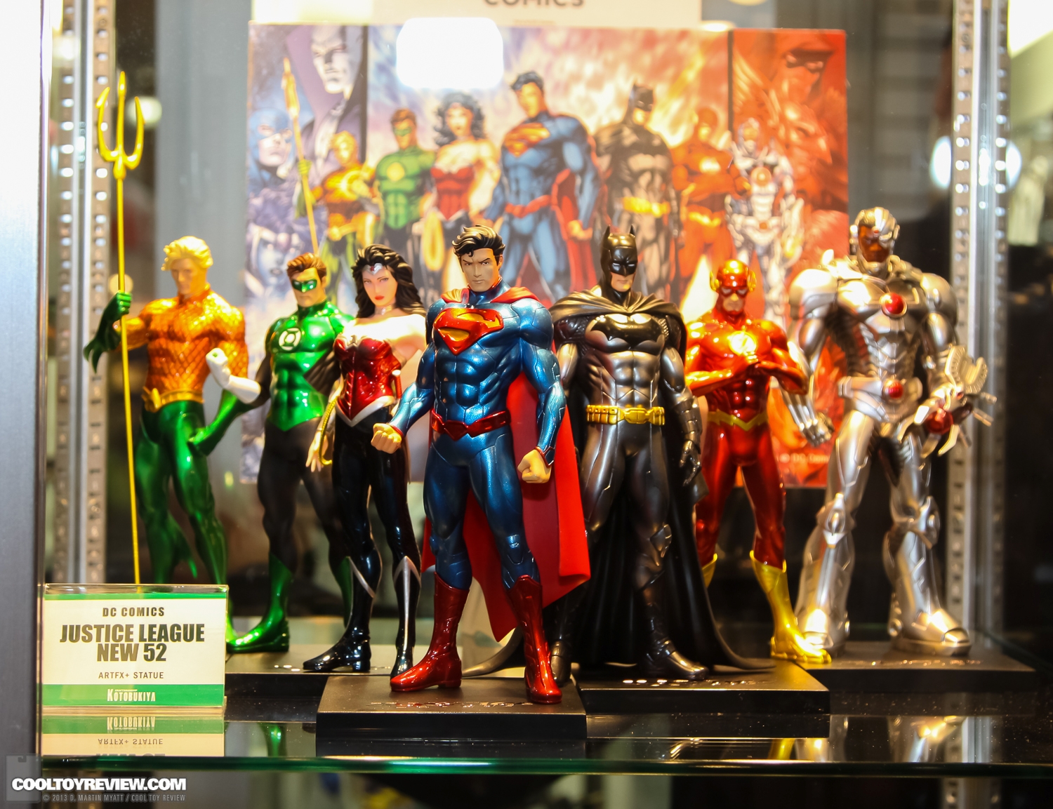 2013_International_Toy_Fair_Kotobukiya-71.jpg